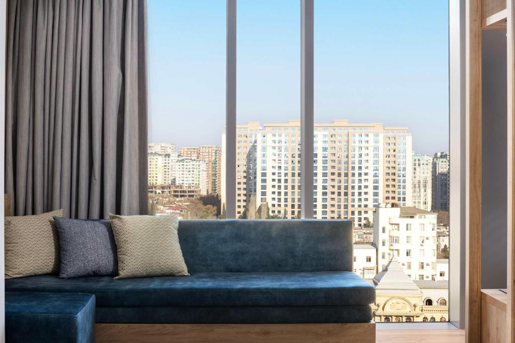 فضای داخلی Hilton Garden Inn Baku در باکو - تصویر ۳