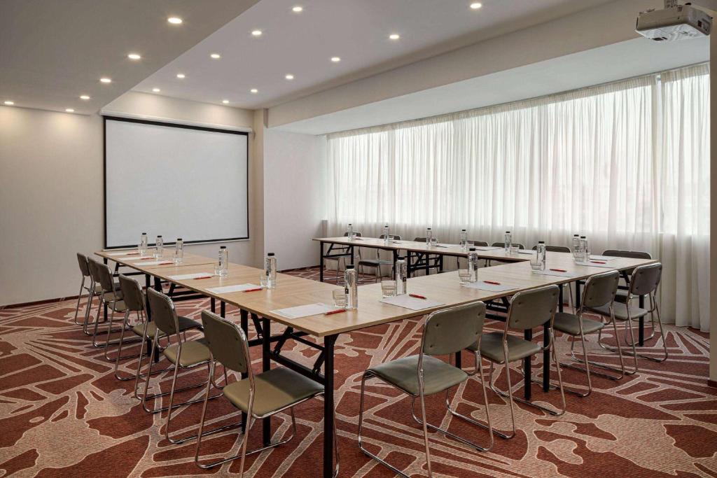 Konferenční prostory v ubytování Ramada by Wyndham Bucharest Otopeni Airport