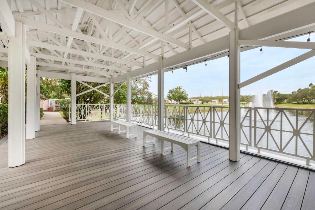 Hilton Vacation Club Cypress Pointe Orlando photo