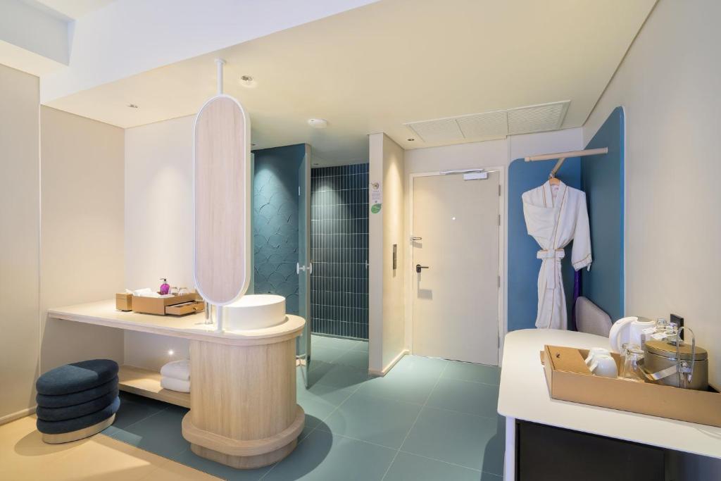 Centara Karon Resort Phuket - 13