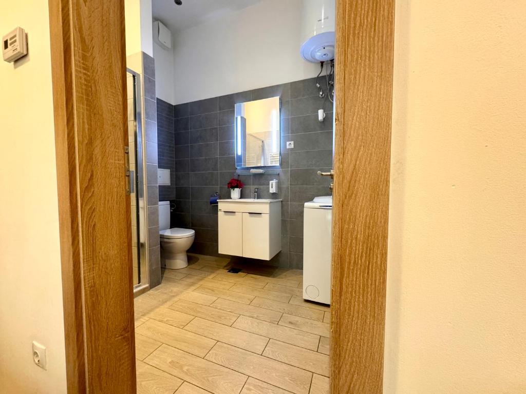 GRACIA APARTMENT HOUSE - Resim 4