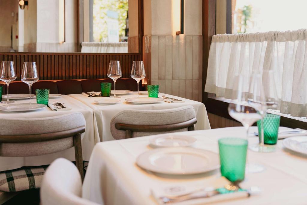 NH Collection Madrid Paseo del Prado - Resim 42