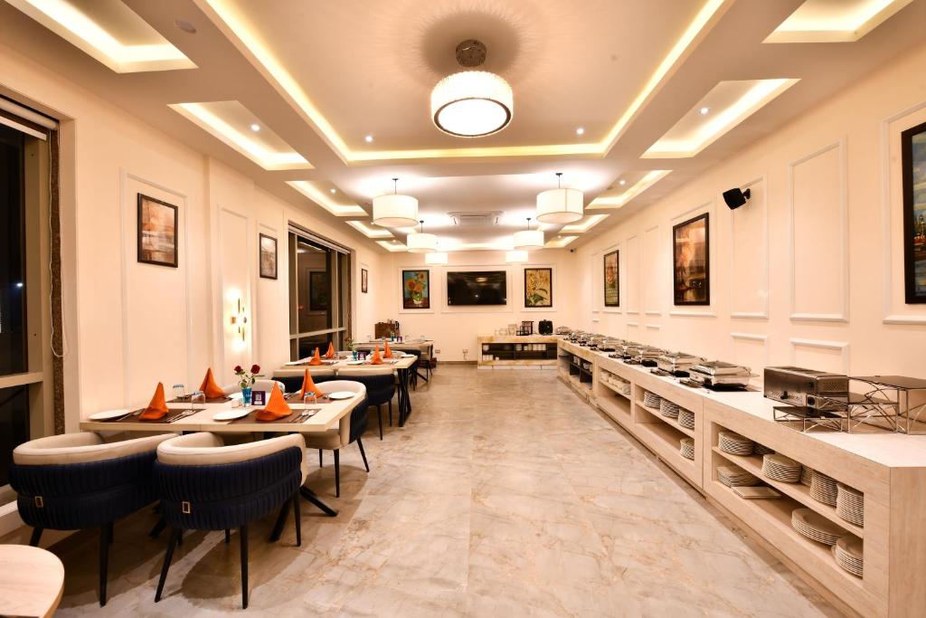 Istumisnurk majutusasutuses Click Collection Grand Gateway Varanasi