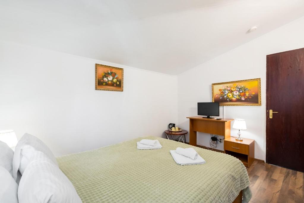 Flowers Grand Hotel Bucharest - Resim 14