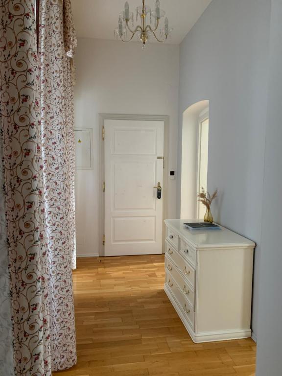 St Wenceslas House - Resim 20