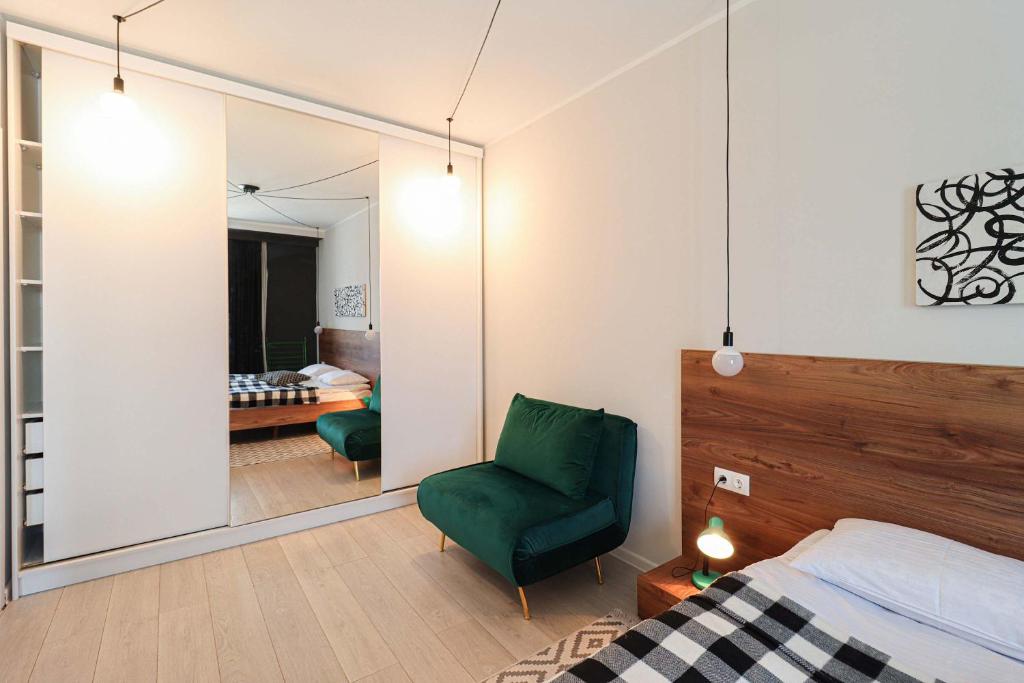 Postel nebo postele na pokoji v ubytování Super Bright&Stylish Apartment In Gudauri