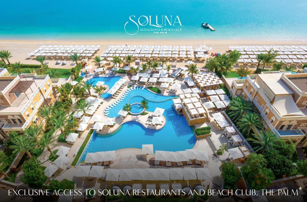 Bazén v ubytování Sky Bay Dubai Business Bay nebo v jeho okolí