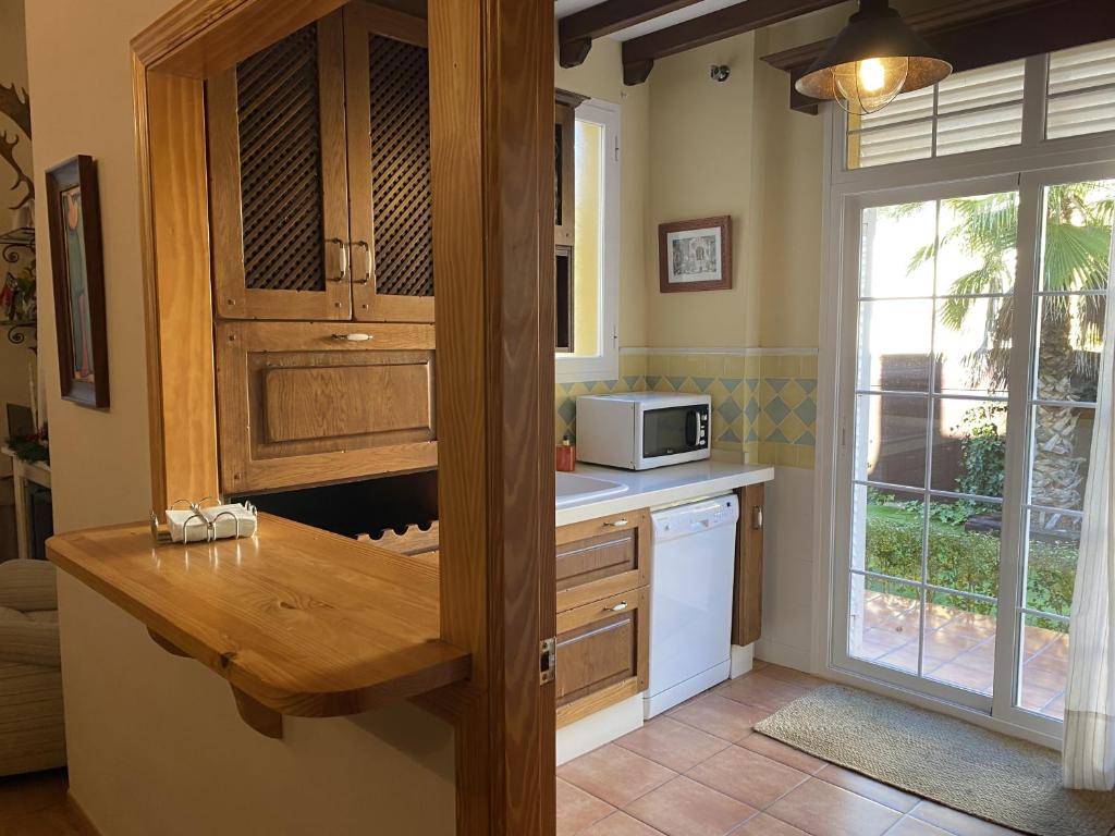 Kuchyň nebo kuchyňský kout v ubytování Casa el Paraíso del Lago Alojamiento Rural