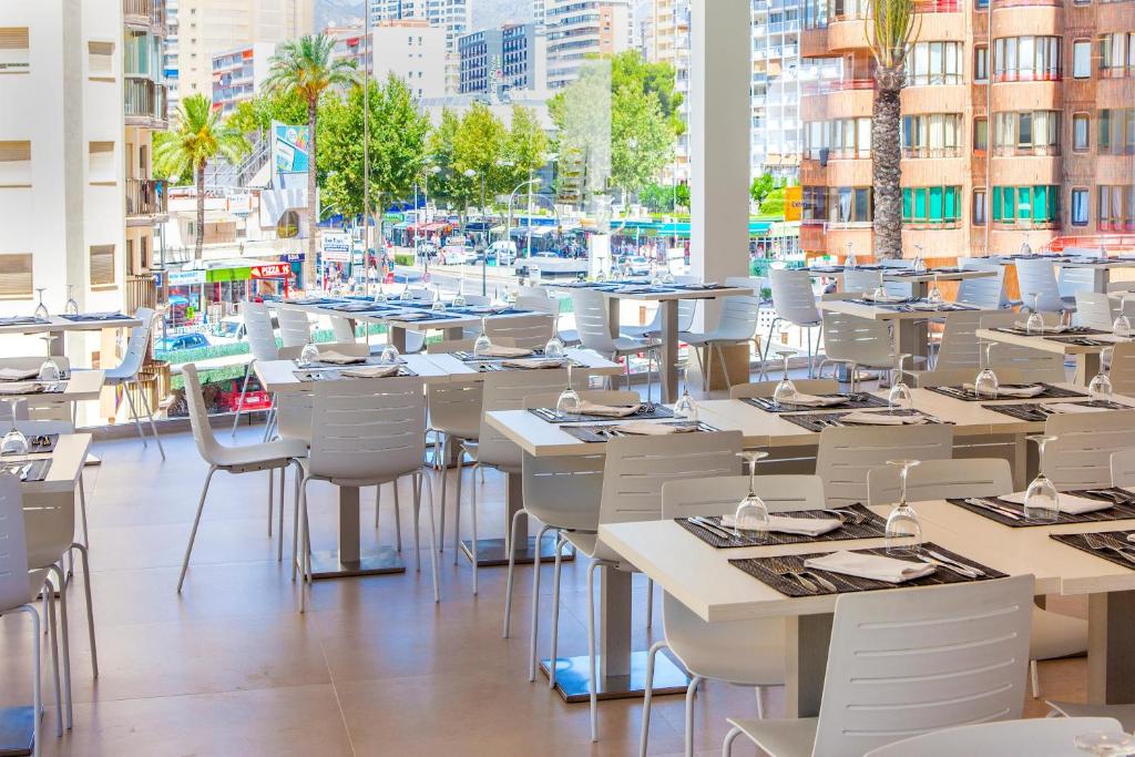 Ресторан / где поесть в Port Benidorm Hotel & Spa 4* Sup