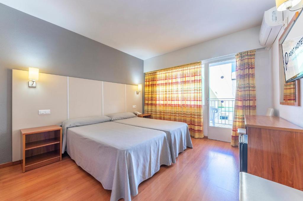 
Double Room (1 Adult)
