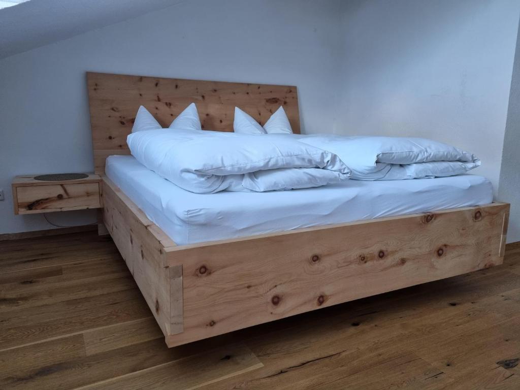 Postel nebo postele na pokoji v ubytování Ferienwohnung Leismüller
