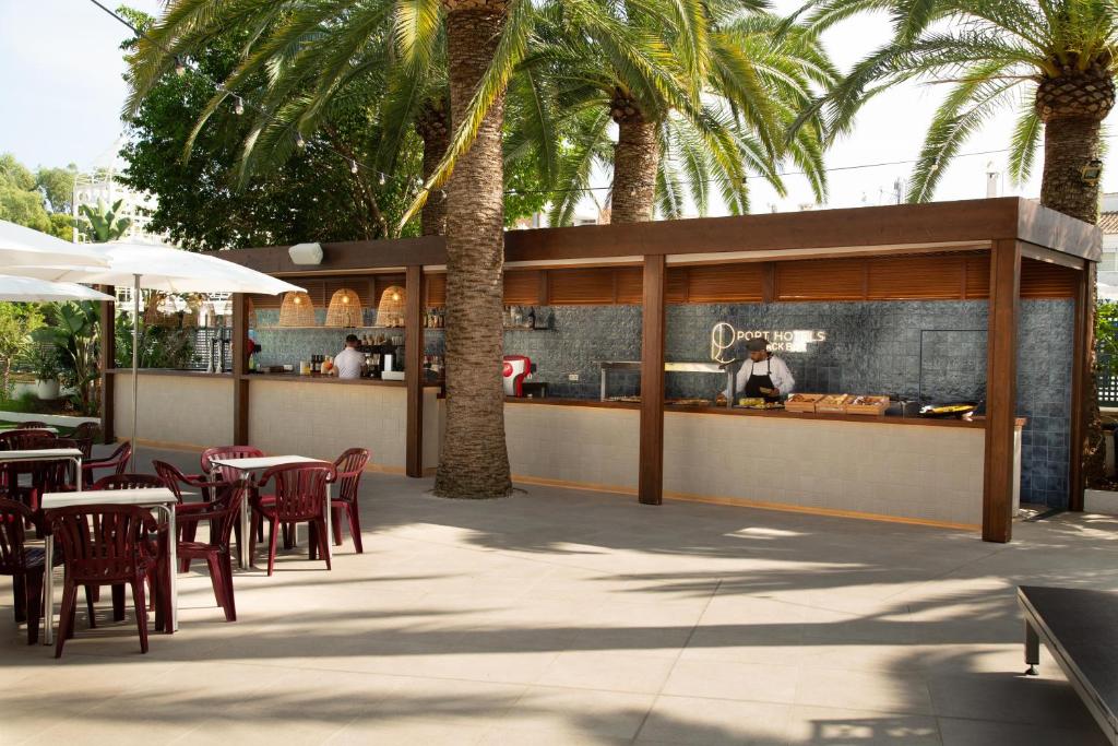 Restaurace v ubytování Port Denia