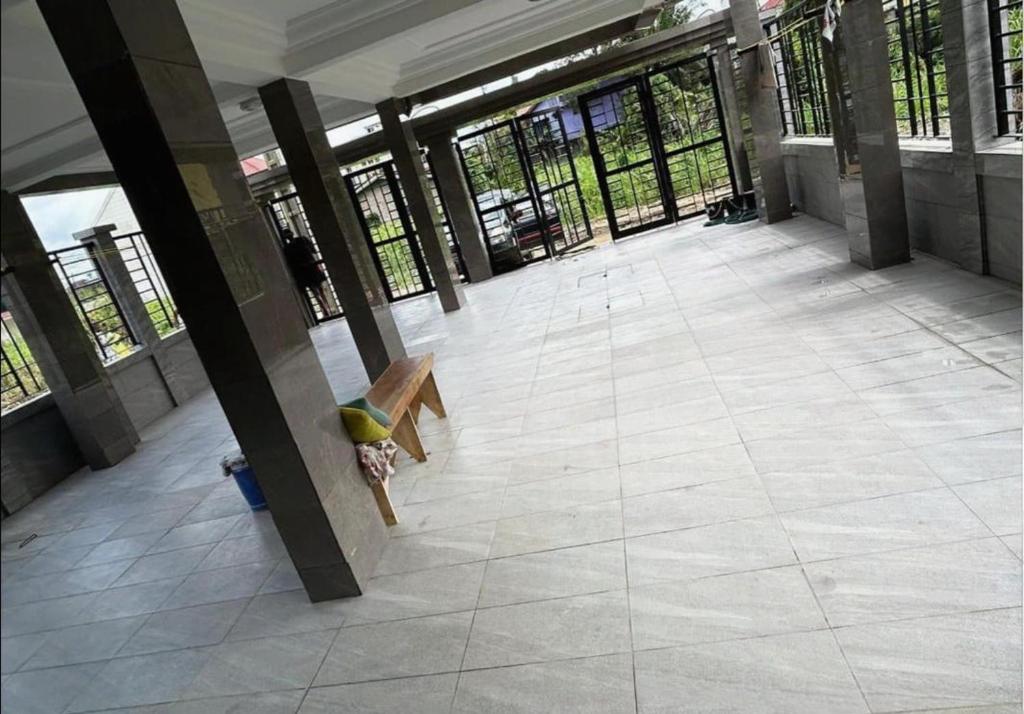 Φωτογραφία από το άλμπουμ του Kviar's home Douala Denver Bonamoussadi στη Ντουάλα