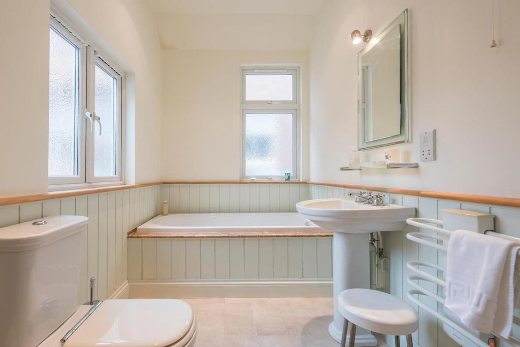 Sea Holly Cottage, Aldeburgh 7