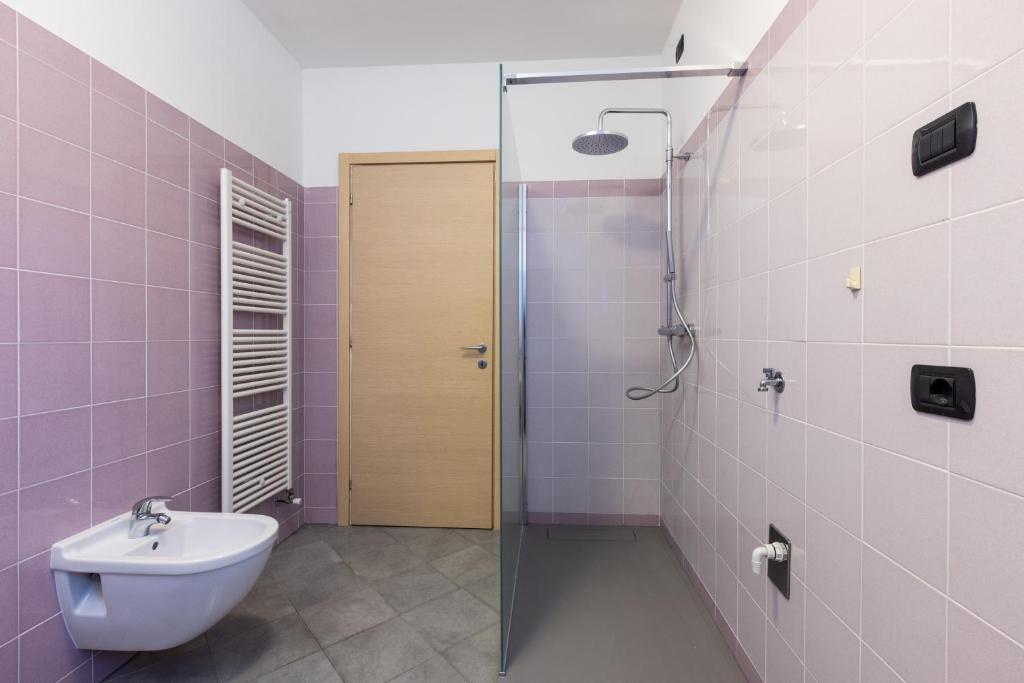 Koupelna v ubytování Spluga "Relax & Apartaments" by Alfio Colombo