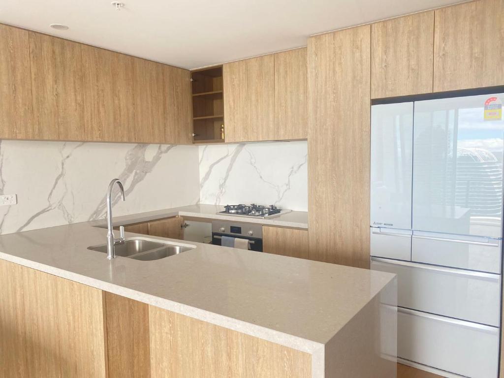La Jolla Holiday Broadbeach - Resim 8