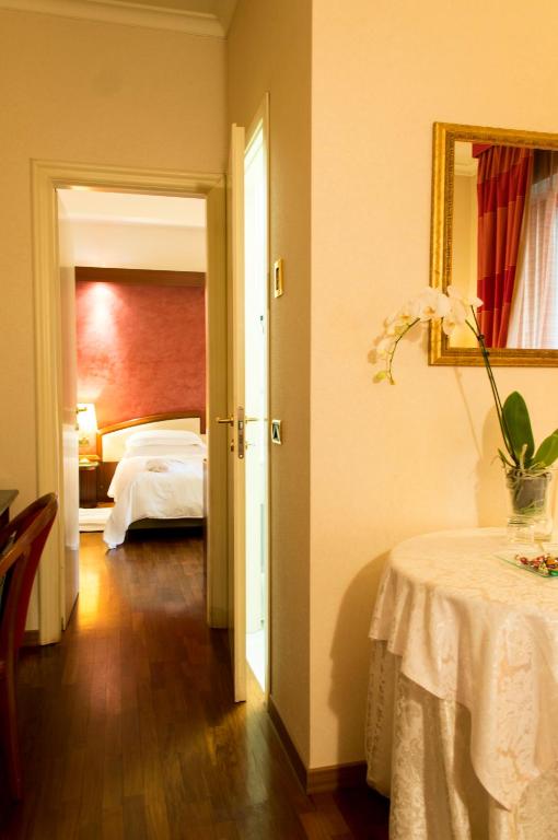 Posteľ alebo postele v izbe v ubytovaní Hotel Polo