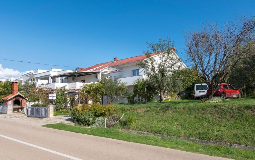 Budova, v ktorej sa apartmán nachádza