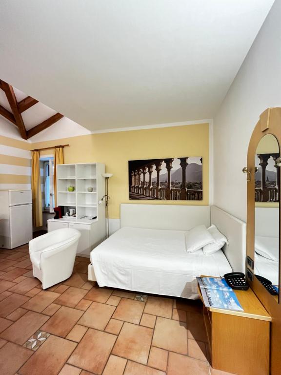 America Apartments - 