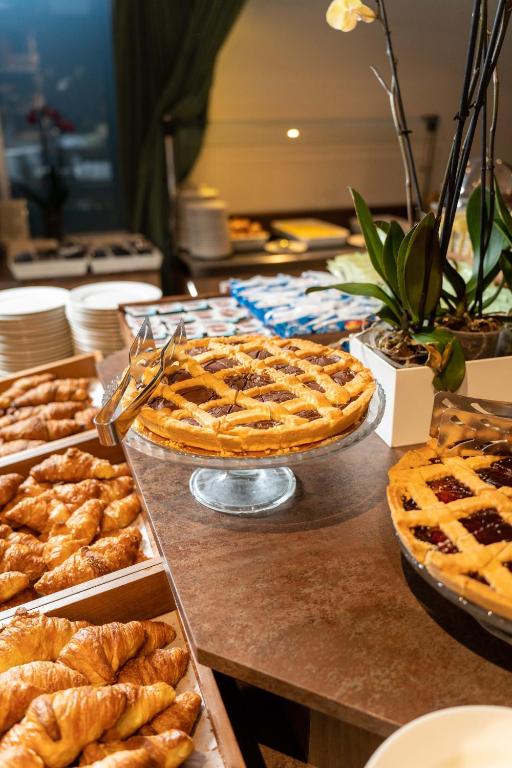 Hotel Cosmopolitan Bologna - Resim 38