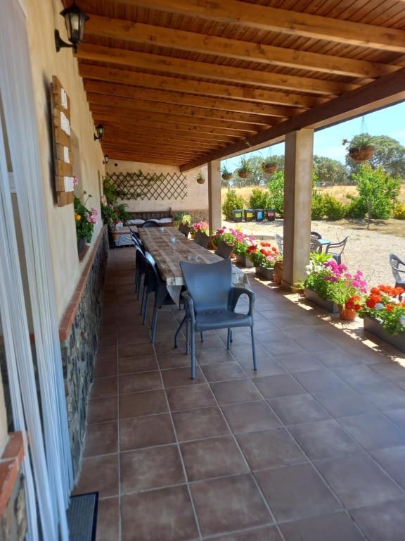 Balkón nebo terasa v ubytování CASA RURAL LA HOJA EL VALLE