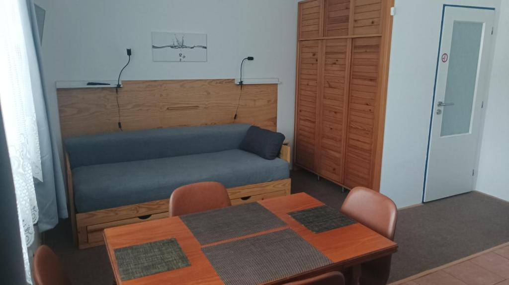 Fotografie z fotogalerie ubytování Ubytování Velký Týnec 376 v destinaci Velký Týnec