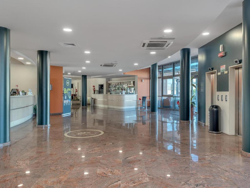 Vstupní hala nebo recepce v ubytování B&B HOTEL Settimo Torinese