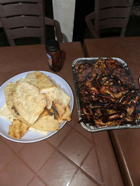 Jídlo v luxury tent nebo okolí