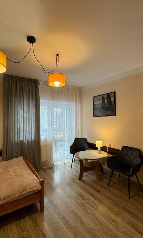 Dom wczasowy Przy Skałkach - Habitación Triple Con Balcón