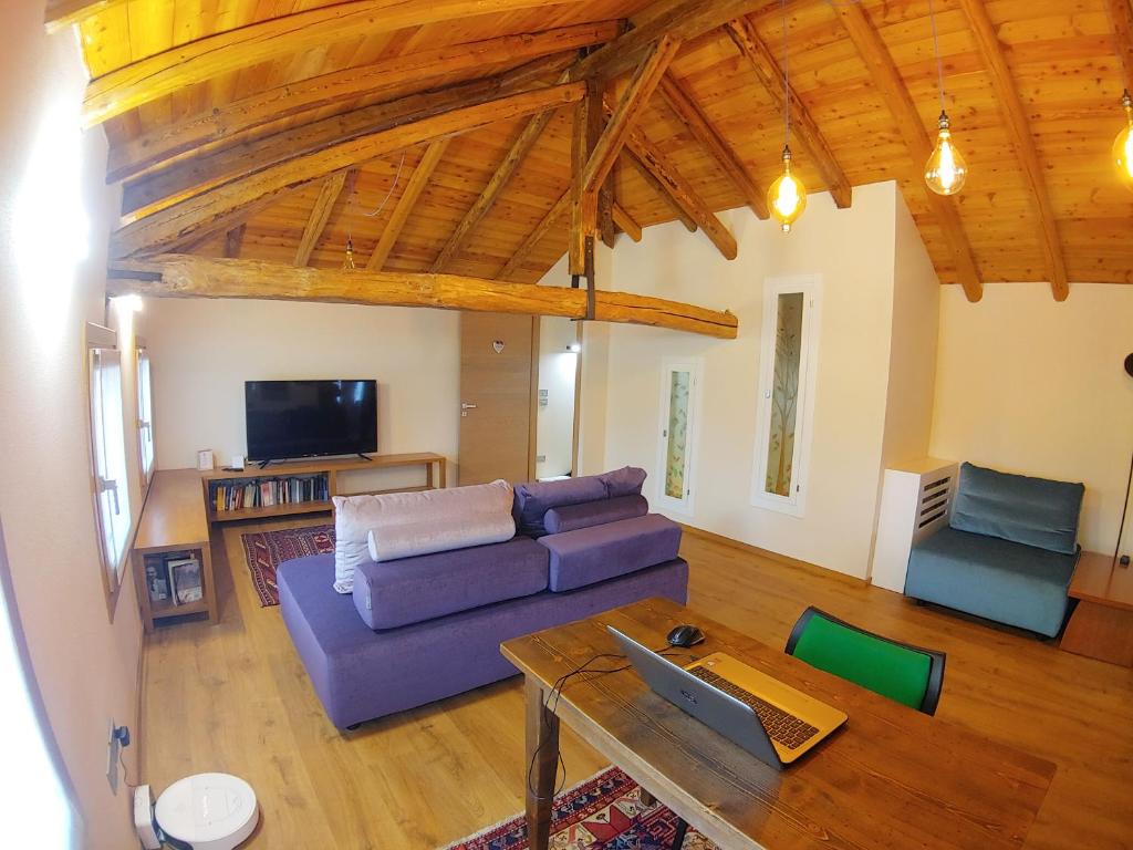 TV a/nebo společenská místnost v ubytování Casa Simoni