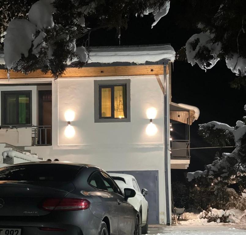 Το Regana Guest House Aghveran τον χειμώνα