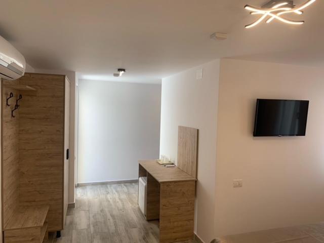 TV a/nebo společenská místnost v ubytování Hotel Nalba-Dalia Jupiter