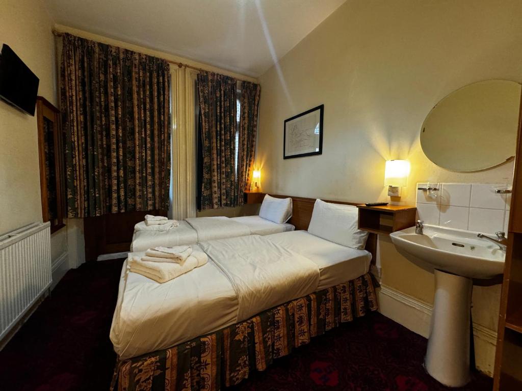 Bridge Park Hotel - Resim 42