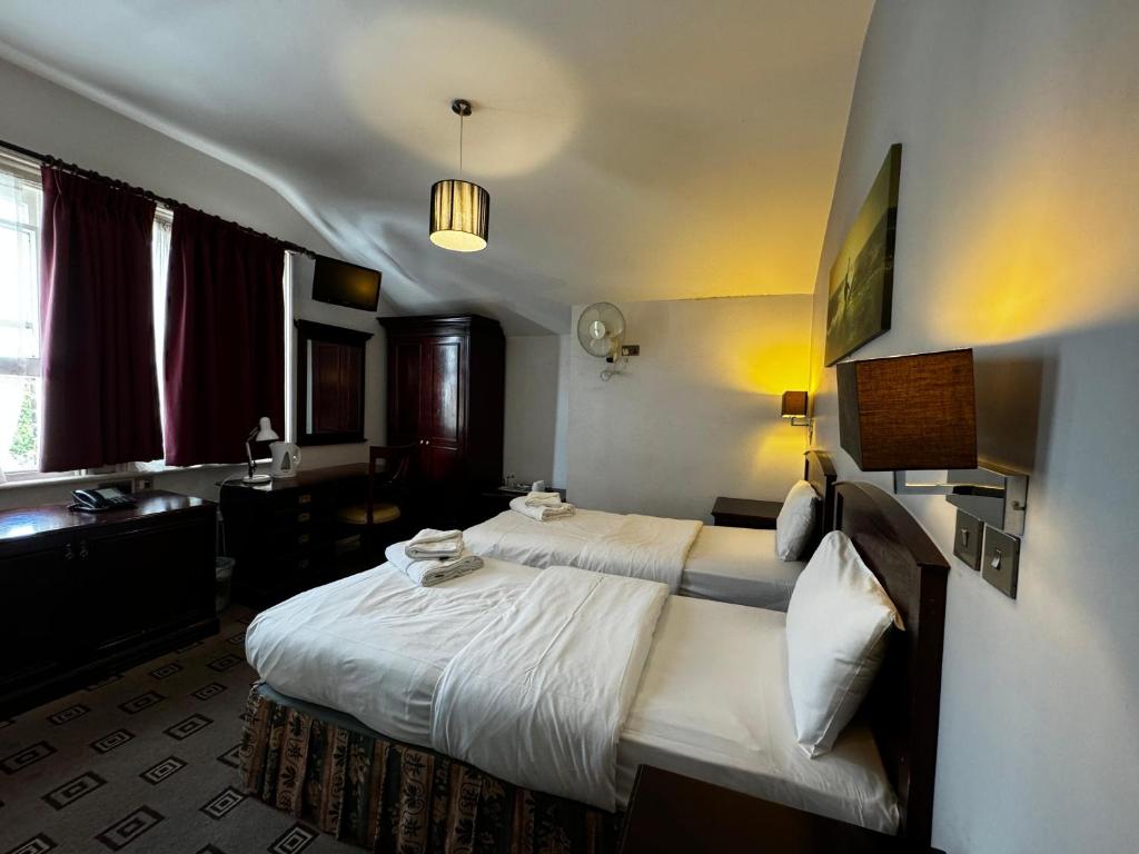 Bridge Park Hotel - 