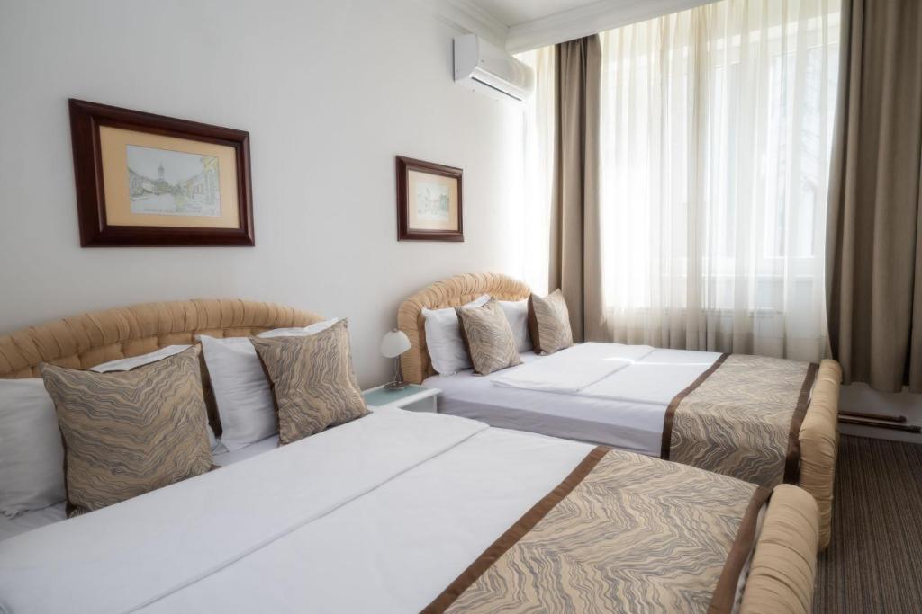 Hotel Mio City - Tweepersoonskamer Met 2 Aparte Bedden