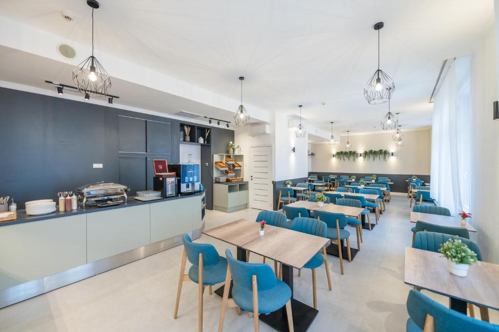 Kuchyň nebo kuchyňský kout v ubytování Baross City Hotel - Budapest