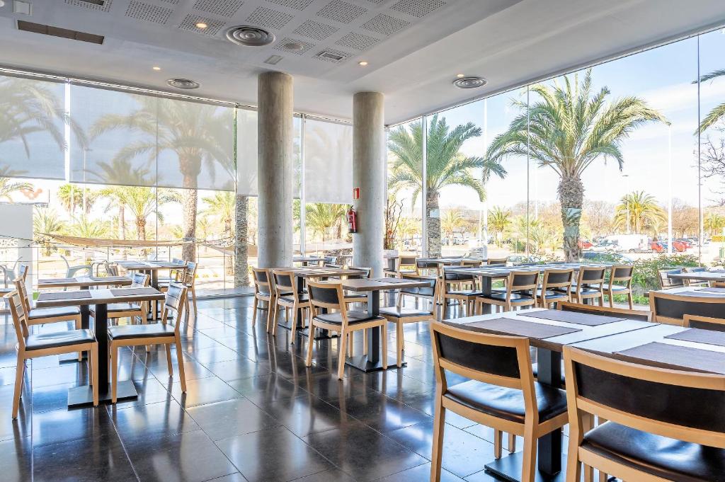 Un restaurante o sitio para comer en Port Elche