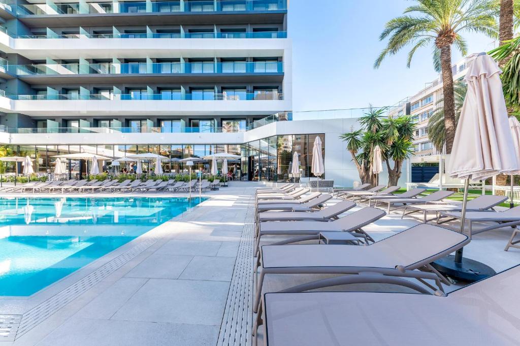 Piscina en o cerca de Port Alicante City & Beach
