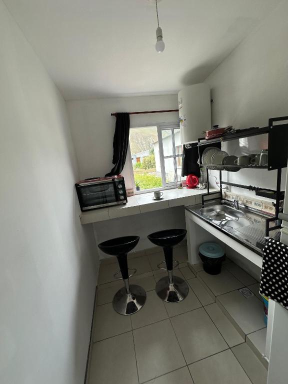 Casa Doña Elsa - amoblada ideal descanso en Volcán - Jujuy