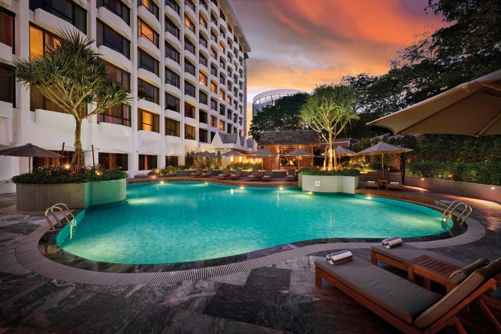 Bazén v ubytování Hilton Petaling Jaya nebo v jeho okolí