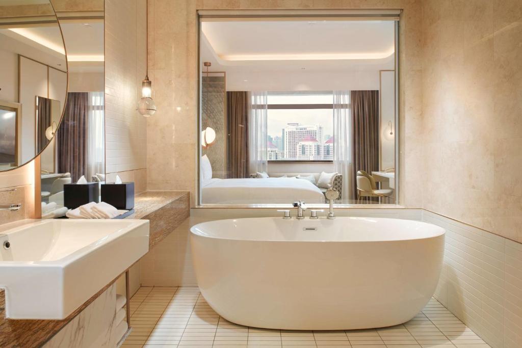 Koupelna v ubytování Hilton Petaling Jaya