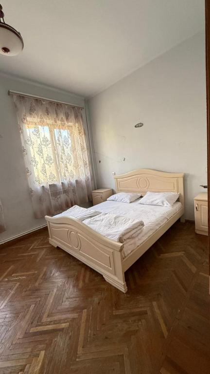 فضای داخلی Дом в центре Еревана рядом с Каскадом در ایروان - تصویر ۳