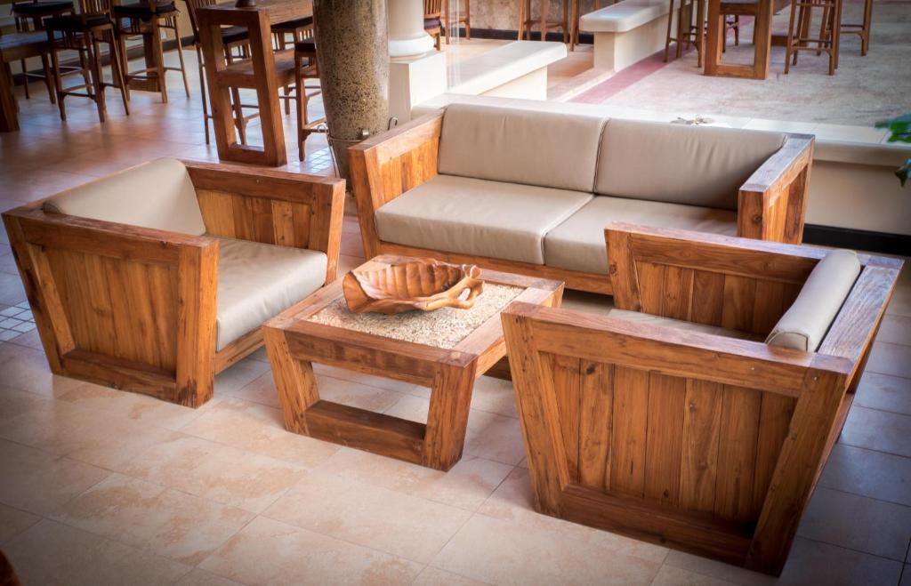 Гостиная зона в Oasis Hotel Restaurant & Spa