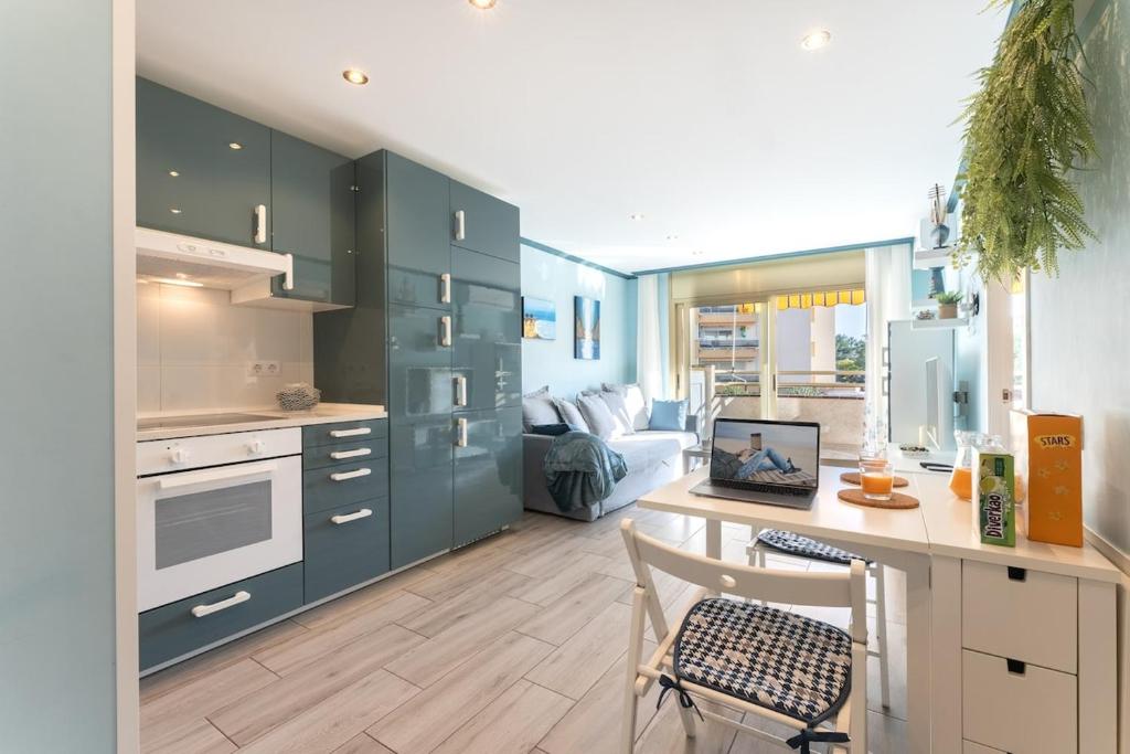 Salou-PrivateParking-Pool-2bed-PortAvntura-AA-WiFi16
