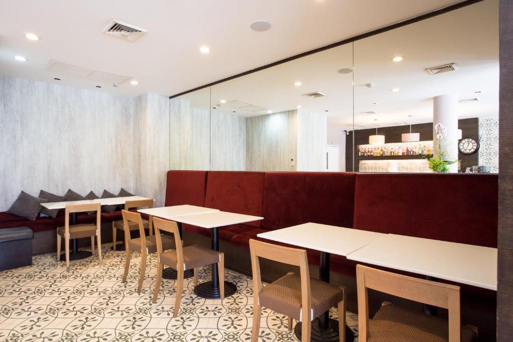 Aphrodite Inn Bangkok - Resim 33