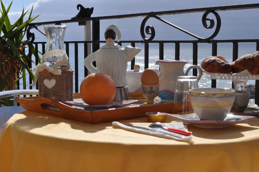 B&B Fronte Del Mare - 17