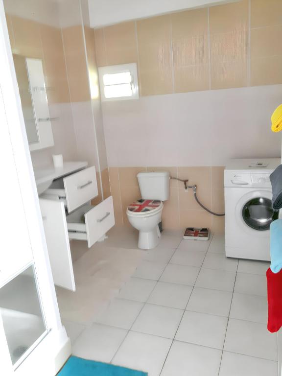 Koupelna v ubytování Appartement moderne à Ducos, idéal pour 4 personnes, 75 m²