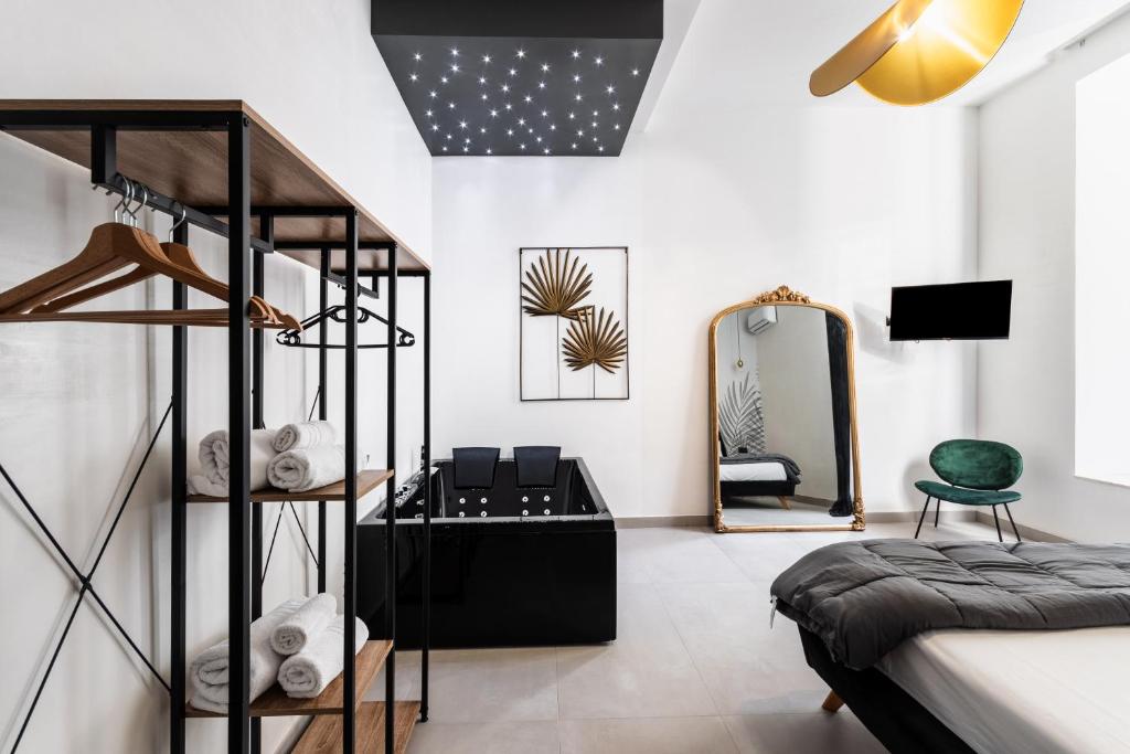 Postel nebo postele na pokoji v ubytování Lior Apartment