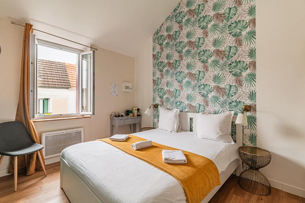 Guest house - Family Room With Private Bathroom