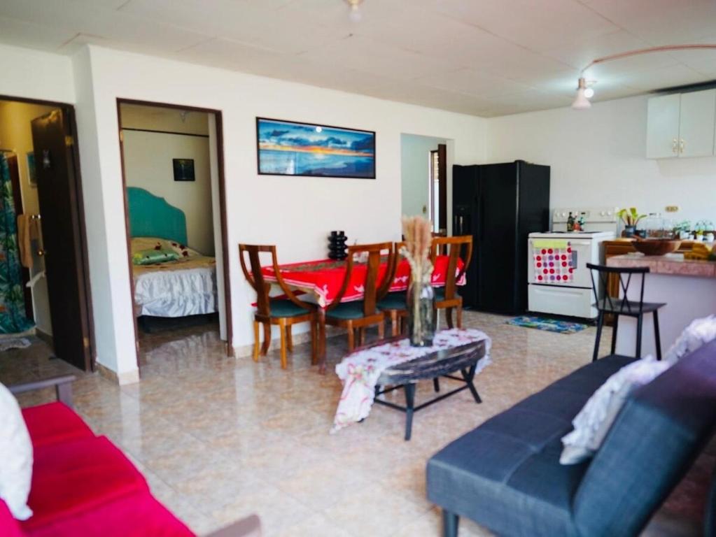 Posezení v ubytování Pura Vida Tico Casita